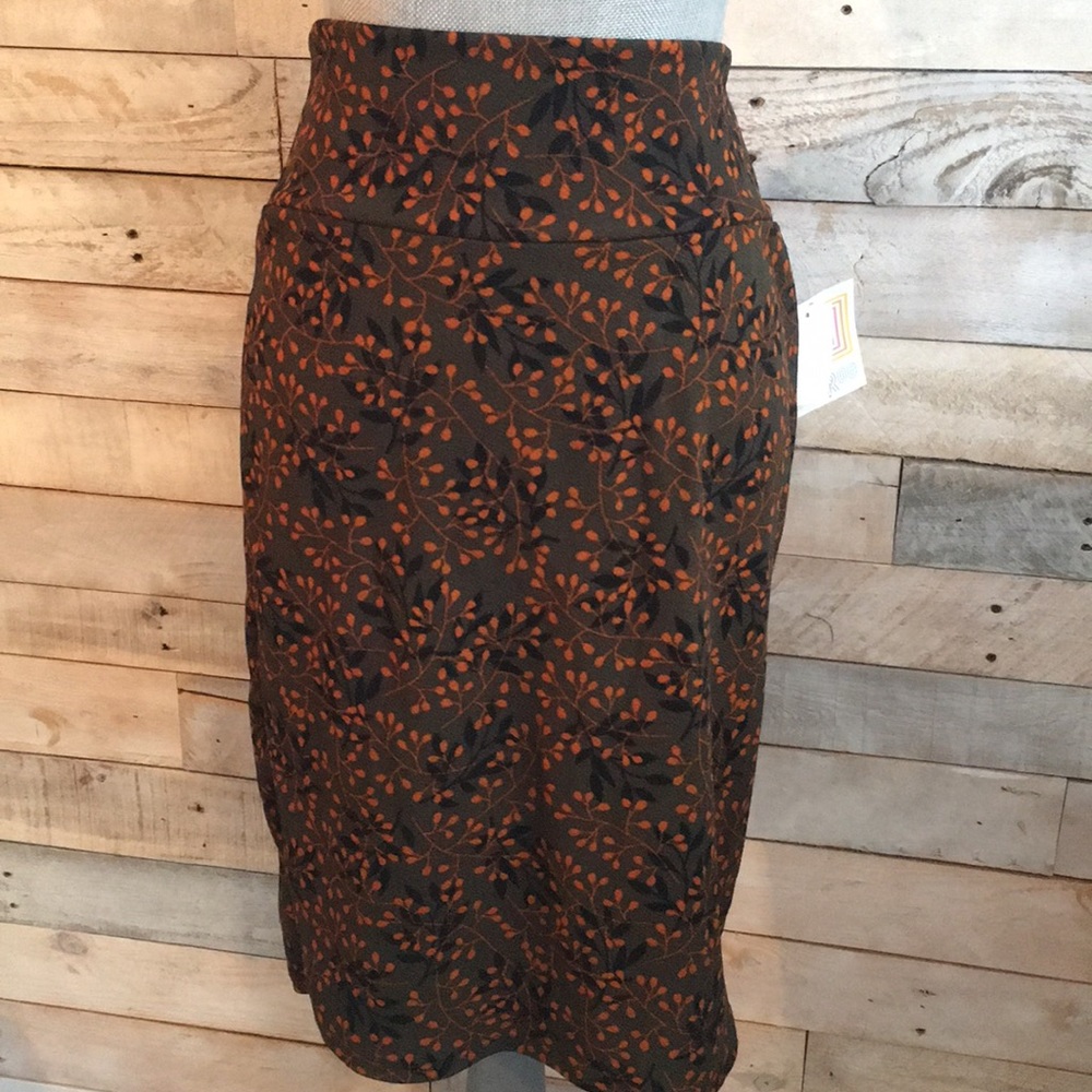 NWT M Lularoe Cassie
